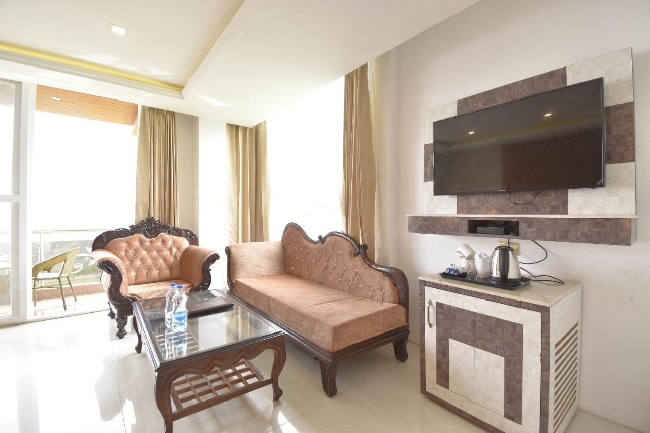 The Royal Castle Hot And Cold Centralized Hotel Dharamshala Exterior photo