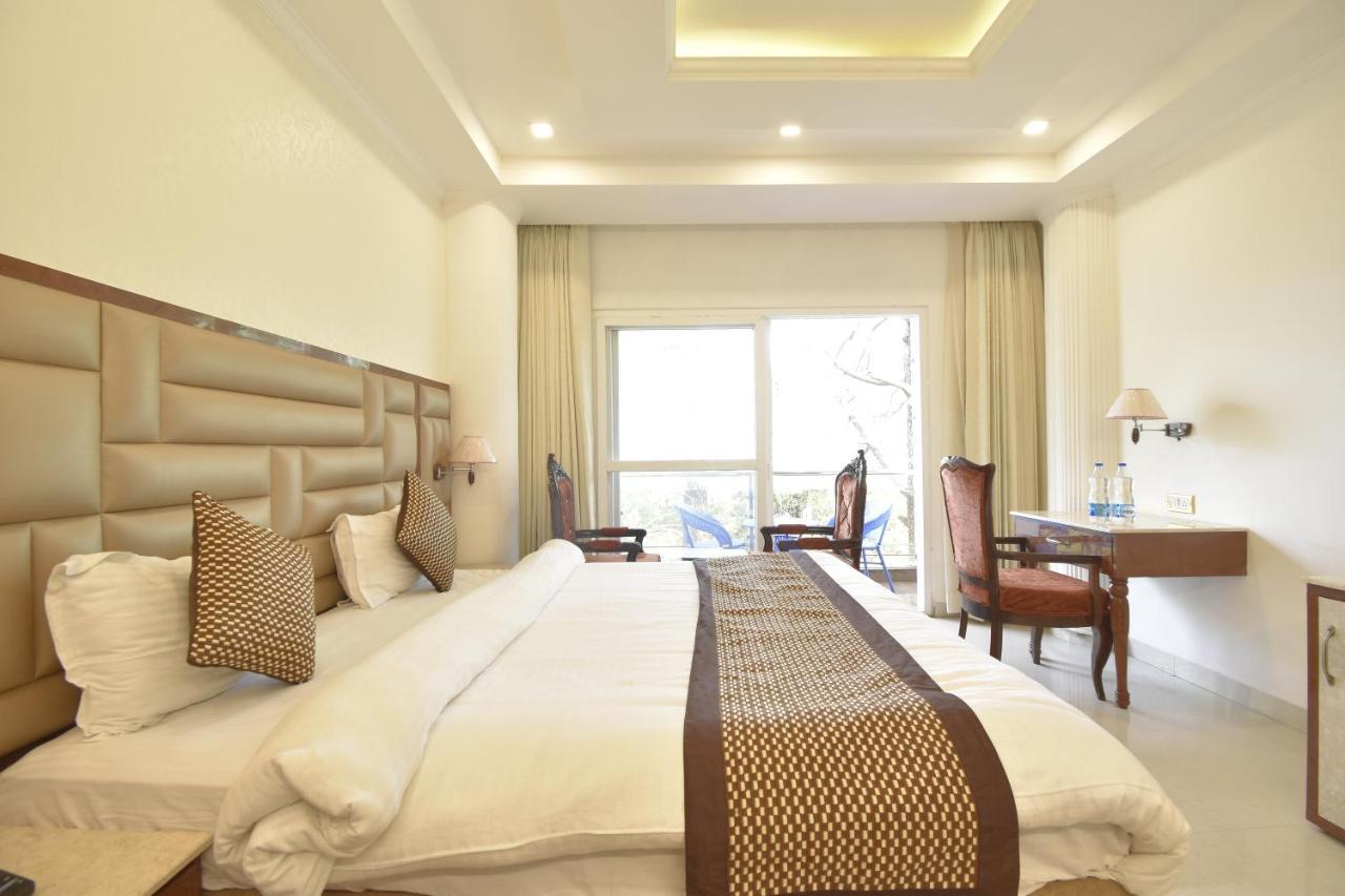 The Royal Castle Hot And Cold Centralized Hotel Dharamshala Exterior photo