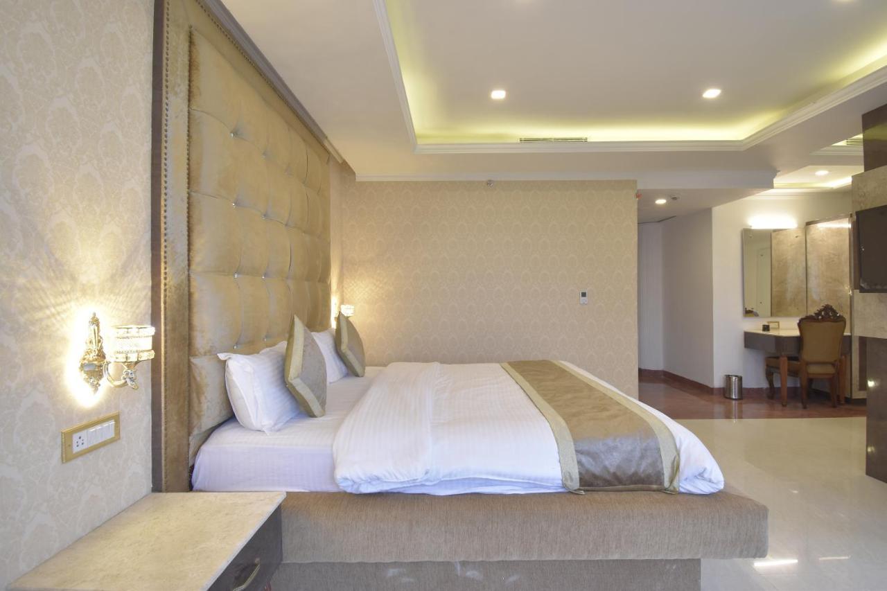 The Royal Castle Hot And Cold Centralized Hotel Dharamshala Exterior photo