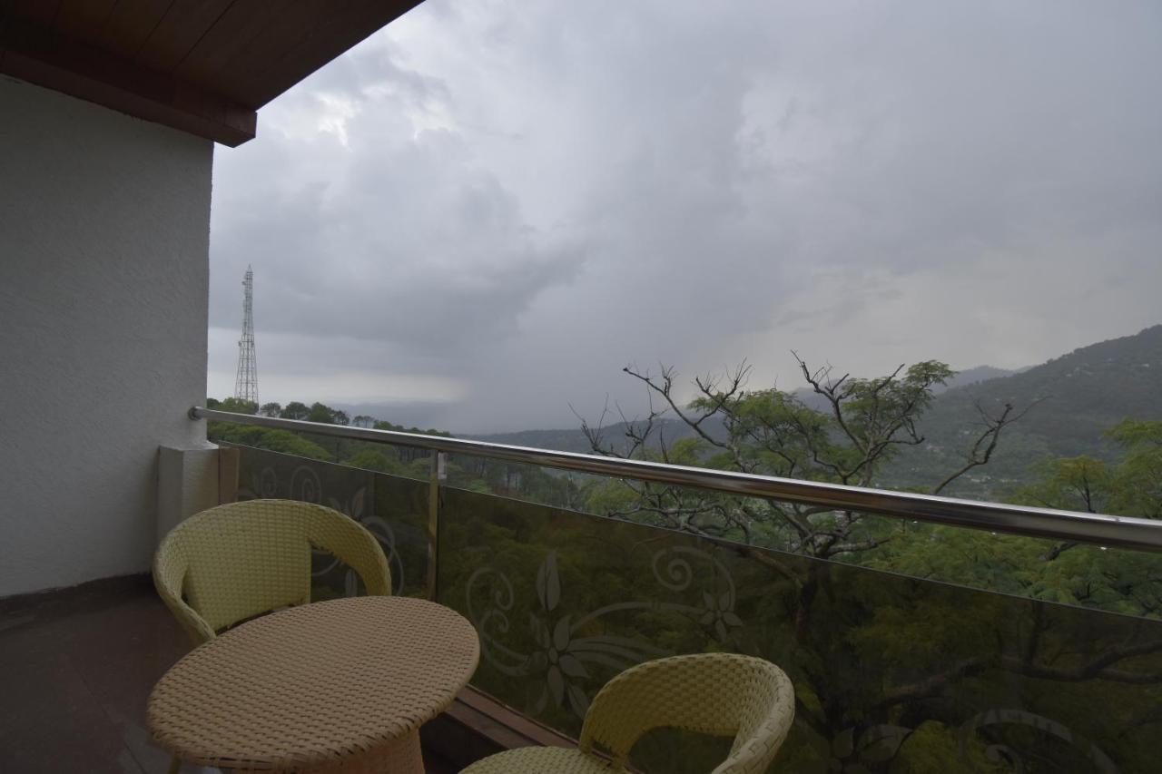 The Royal Castle Hot And Cold Centralized Hotel Dharamshala Exterior photo