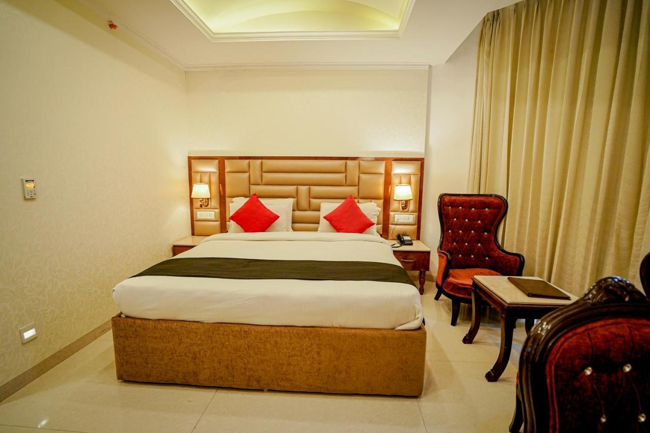 The Royal Castle Hot And Cold Centralized Hotel Dharamshala Exterior photo
